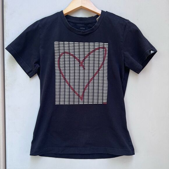 Adidas Shirt Women's Navy Blue White Red All Over Print Heart S - Picture 1 of 4